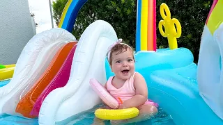 UM PARQUE AQUÁTICO PARA A REBECCA - FLÁVIA CALINA