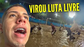 CHOVEU e VIROU FUTEBOL NA LAMA!!!