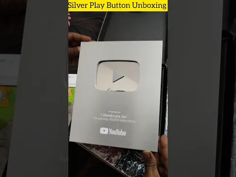 New silver play button unboxing🙈 #silverplaybutton #unboxingvideo