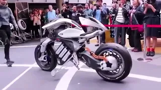 Yamaha's AI-powered self-balancing bike