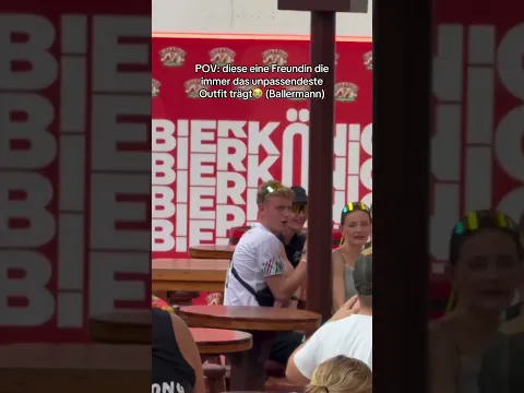 Hat sie keine Angst dass alles rausfällt😭