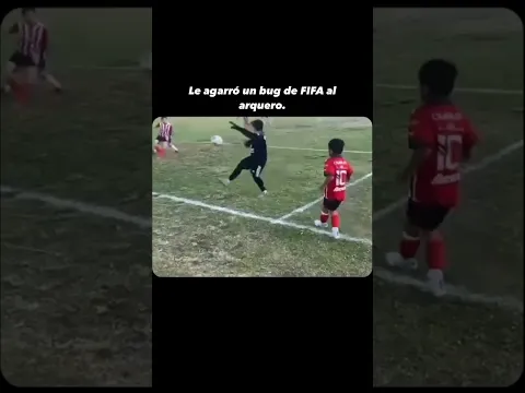 SE BUGEO EL ARQUERO 😂 #futbol #football #prime #bug #fifa #argentina #mexico #parati #feed #messi