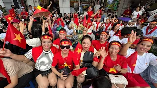 Hàng nghìn người dân về Ba Đình xem diễu binh