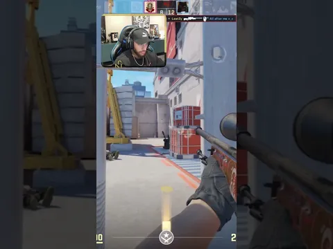 Hodně zvláštní clutch od Neymara 😅