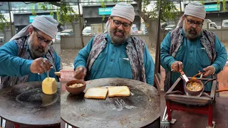 Uncle Ji Ande Wale ka Famous Half Fry Egg in Vikaspuri | Indian Street Food