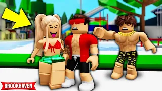 A INTERESSEIRA Tentou TRAIR o NAMORADO na PISCINA e ISSO ACONTECEU... BROOKHAVEN RP Roblox