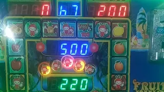 Puse 200mil al #tragamonedas #fruitking SinMi #shorts #humor #humorargentino #viral #comic #comedy