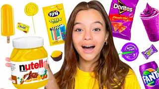 COMENDO Tudo Da sua COR Por Um Dia Inteiro!! Comida AMARELA vs ROXA | (Compilado)