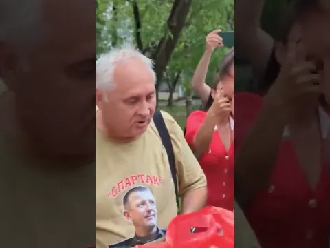 Генерала Попова, освобождённого из СИЗО, встречают соратники #суд #попов #shorts