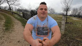 Bosanski Hulk jači od konja, umiva se snijegom