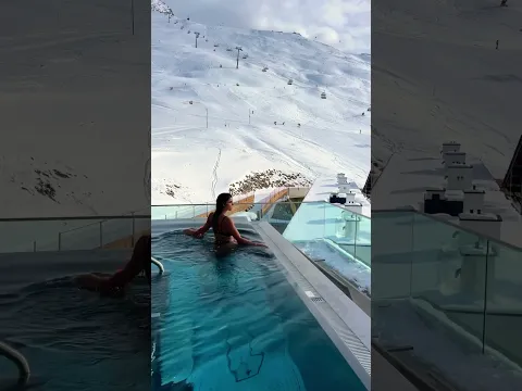 Piscina com vista incrível na Austria 🏔️ #viagem #shorts #traveller