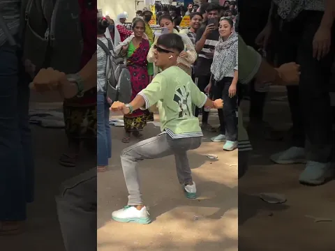 Raja raja raja🤣Crazy Dance in Public🤪❤️ #shorts #youtubeshorts #trendingshorts #shortsvideo