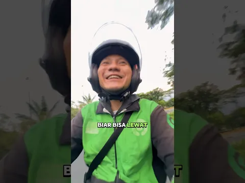 ternyata ga harus punya mobil biar bisa lewat simpang semanggi ini 🥺💚 #ojol