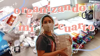 limpiando y reorganizando mi cuarto para que sea más funcional