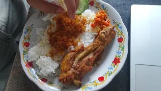 Makan Siang Apa Kita Hari Ini ??
