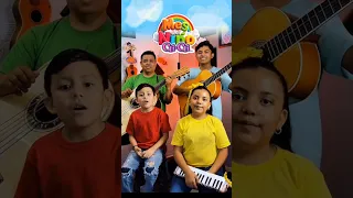 Marcha de las Letras con los @MilyBros 🥳 #cricri #cricrilovers #niños #díadelniño #celebration