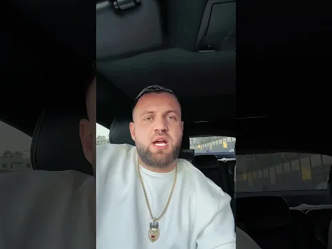Luizi pyet nënën për këngën e rradhës