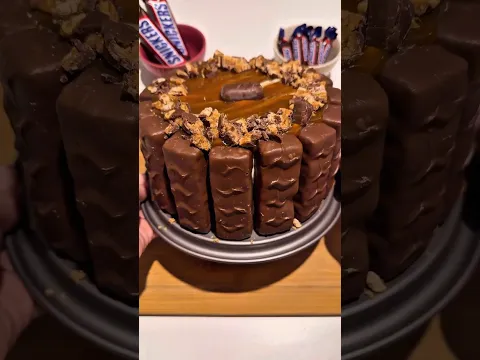 No Bake Snickers Cheesecake That Melts in Your Mouth! 🤤