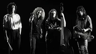 Van Halen - Right Now (Official Music Video) [HD Remaster]