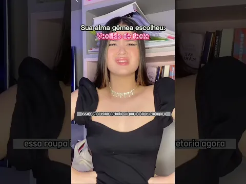 #Pov você precisa escolher de a sua alma gêmea controla a sua mão ou as suas roupas…#drama #povs