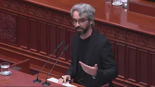 Апасиев до Мицкоски: Колку кеш од агенцијата за обезбедување на кочанската дискотека доби ДПМНЕ?
