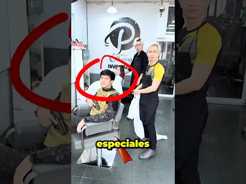 ¡Este tipo fue a robar al barbero equivocado!