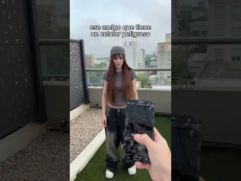 ESE AMIGO que TIENE un CELULAR PELIGROSO😓