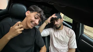 حاب ربي يباركلو وهو سارقها 🤣