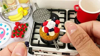 Miniature cooking ASMR strawberry waffle | Re-Ment Mukbang Mini Kitchen 리멘트 딸기와플 미니어처 요리 BoramiTV