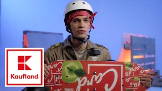 Džastin flexí v skateparku
