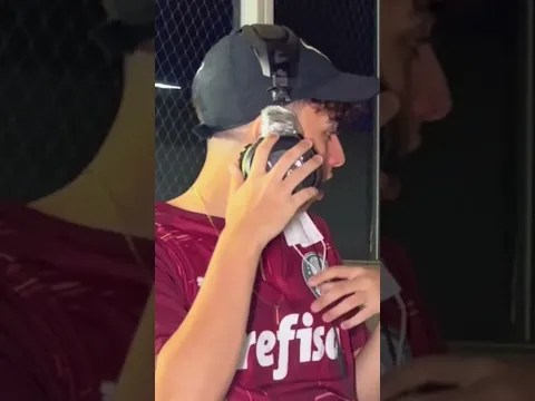 FINGI QUE BATI NELA PRA VER A REAÇÃO DELE!! 😳
