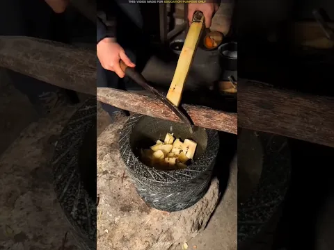 Old method of extracting Sugarcane Juice 🤨