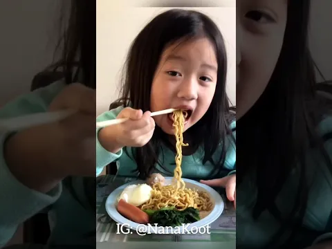 Menu sama, tempat sama yg beda itu umur .. ga berasa 4thn berlalu & ttp aja yg diminta jatah bulanan