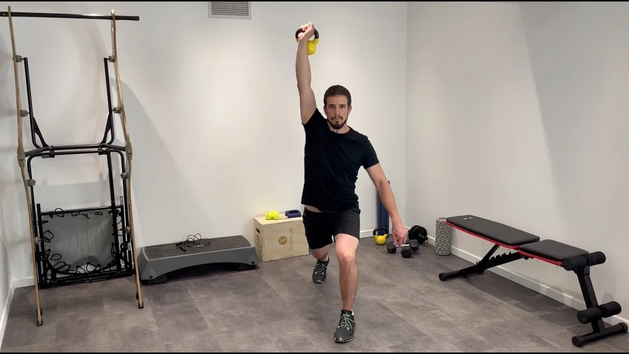 Image Kettlebell-Ausfallschritt mit einarmigem Umsetzen und Stoßen