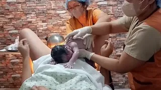 intense Labor Pain || Cord Loop Baby || Loud Screaming || Birth Vlog 09