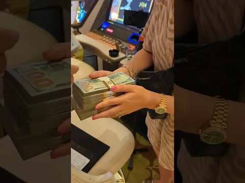 INSTANT Karma! #jackpot  #lasvegas #vegas