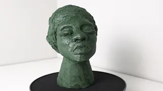Artist Reveals The Beauty Of Female Form With Stunning Sculpture