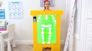 يشرح أبي لصوفيا مدى أهمية غسل يديك قبل الأكل!