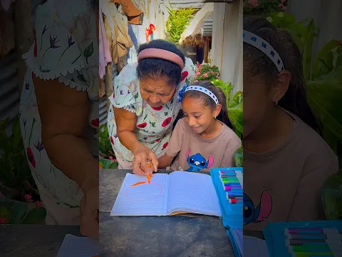 Mi abuelita me enseña con amor