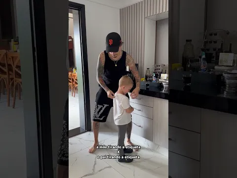 Pai x Mãe tirando a etiqueta! 😂😂😂
