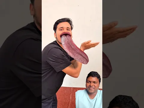 Uper dekho 😄Most beloved voice of the world ✅️ #shortsfeed#islamicvideos#islamicstutus#quran#azan