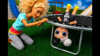 LOL SURPRISE DOLLS Disaster At School Recess!
