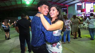 Que ojazos !!! - y que chulo bailan  Puro rancho Primo | Ajuchitlan Del Progreso