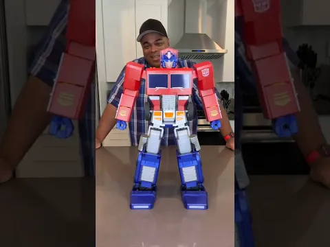 This $800 talking Optimus Prime Transformer….transforms! #shorts