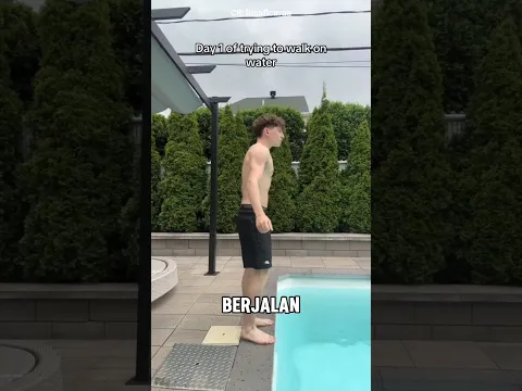 Pria ini nekat belajar jalan di air 😱