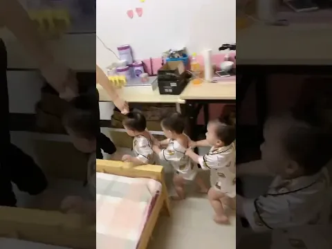 孩子多就要军事化管理😂😂 #家有萌娃 #三胞胎vlog #爸爸帶娃記 #lovelybaby  #lovely