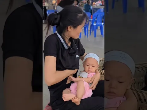 #breastfeeding #cute #motherandchild #newbornfeeding #cutebaby #newbornbaby #baby #trending #shorts