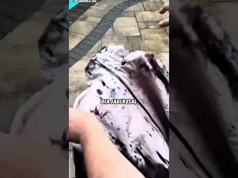 Cowok ini Memiliki Jaket Khusus