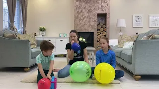 Fun with Big Balloon Inside the HOuse