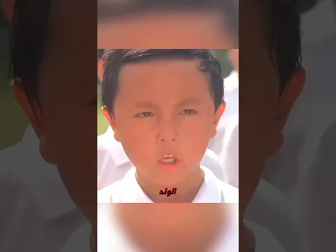 طالب يفاجئ معلمه بقوة غير متوقعة